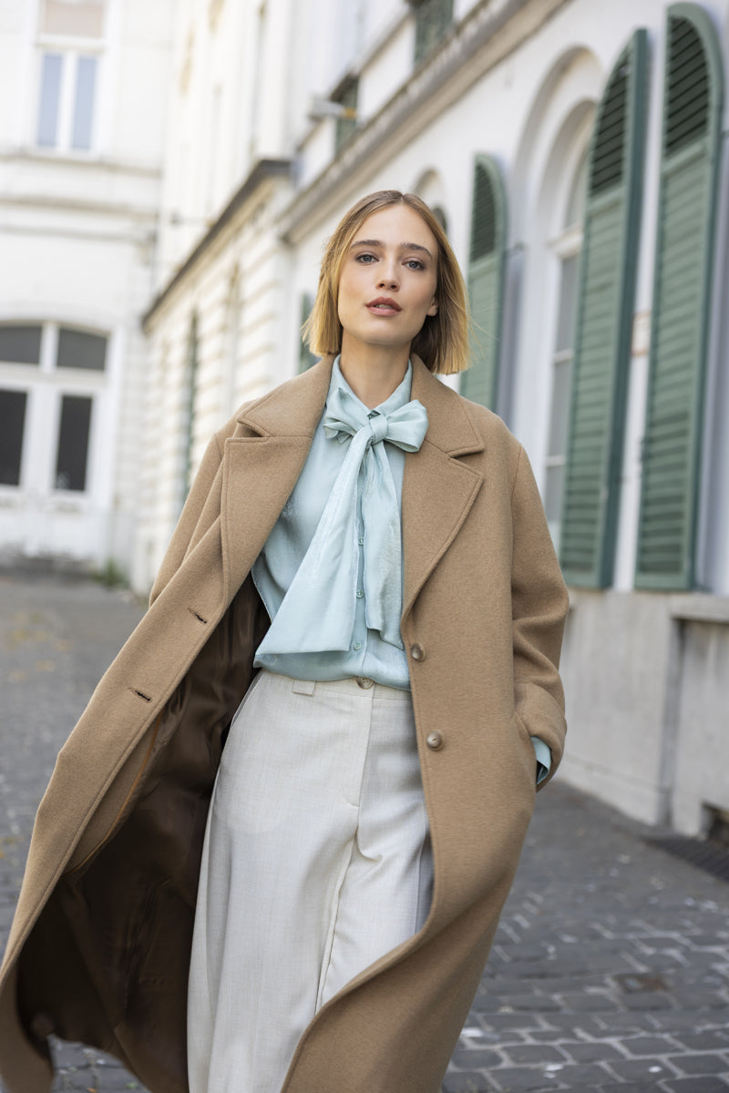 Mint green blouse with detachable bow collar