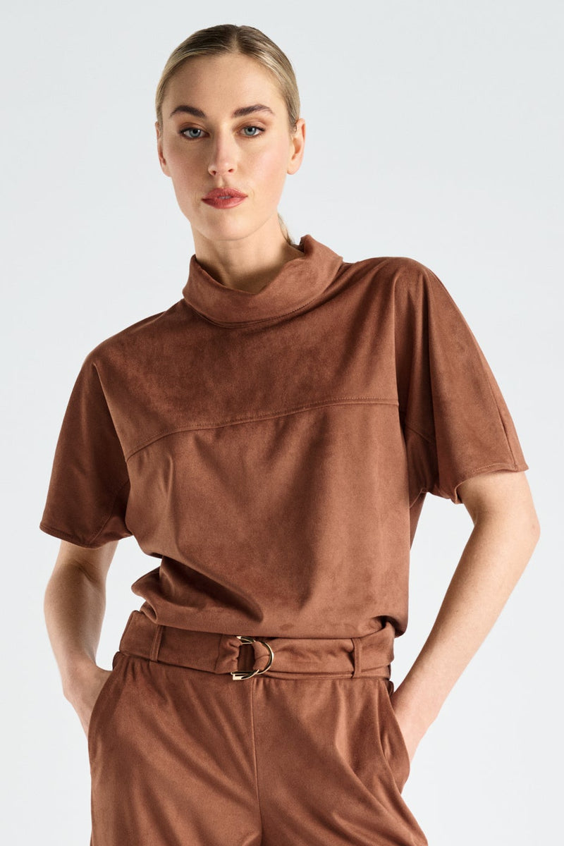 Fake suede short sleeve top with turtle neck