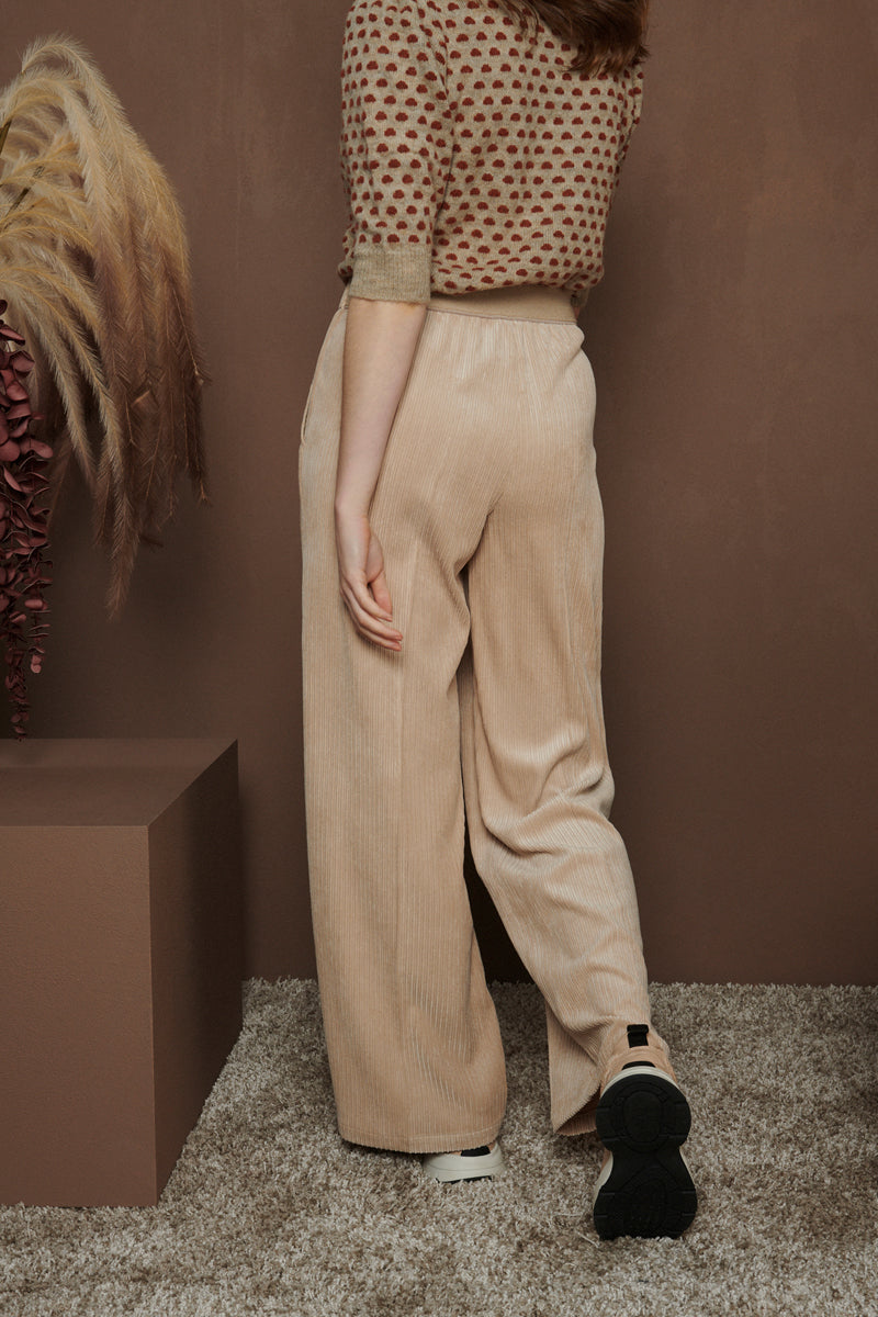 Pantalon beige en velours côtelé souple