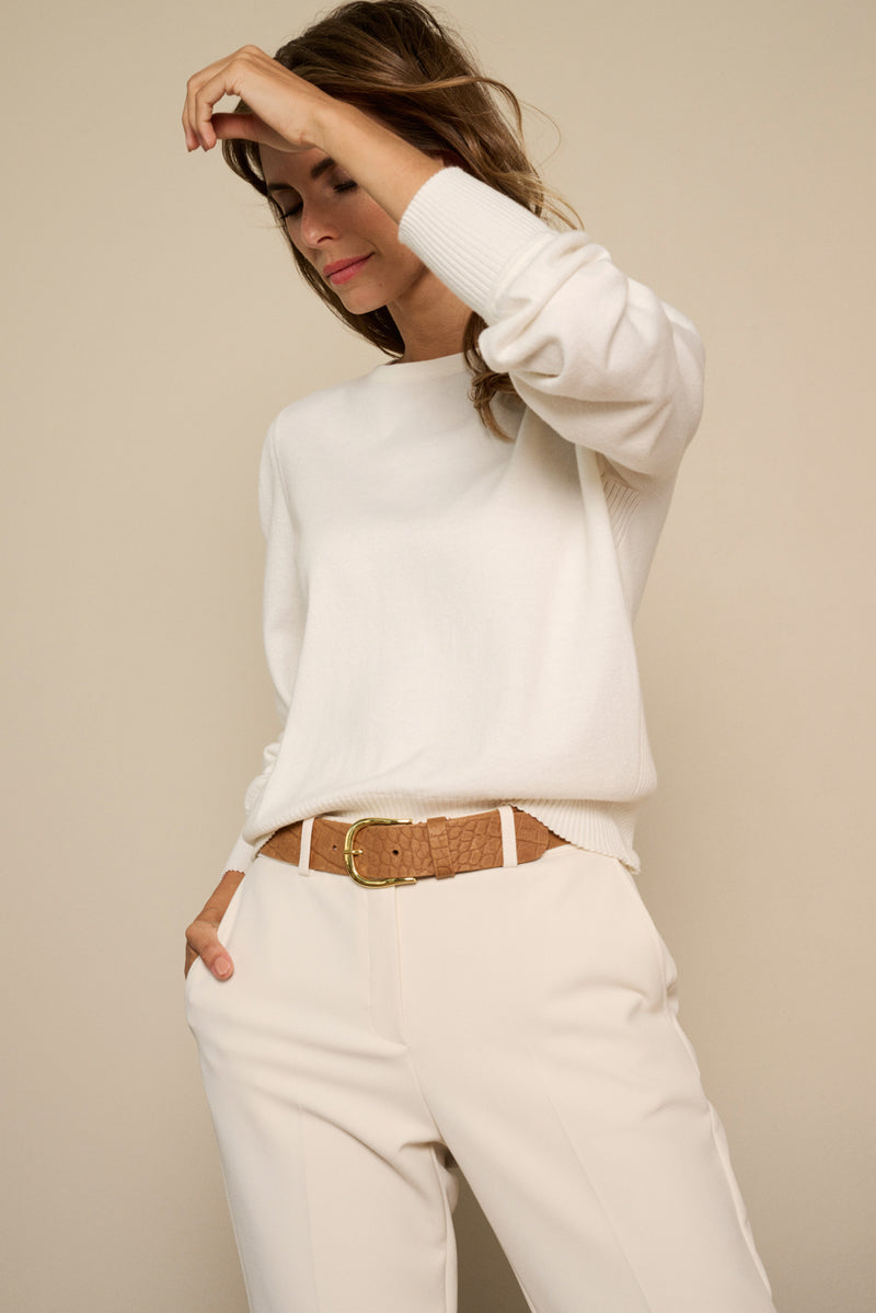 Fine knitted pull in winter white