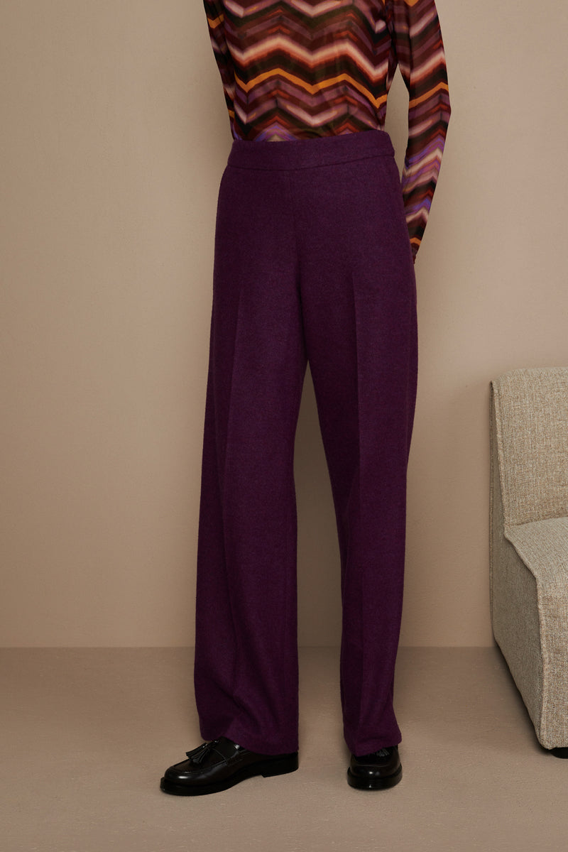 Wide-leg trousers in dark purple