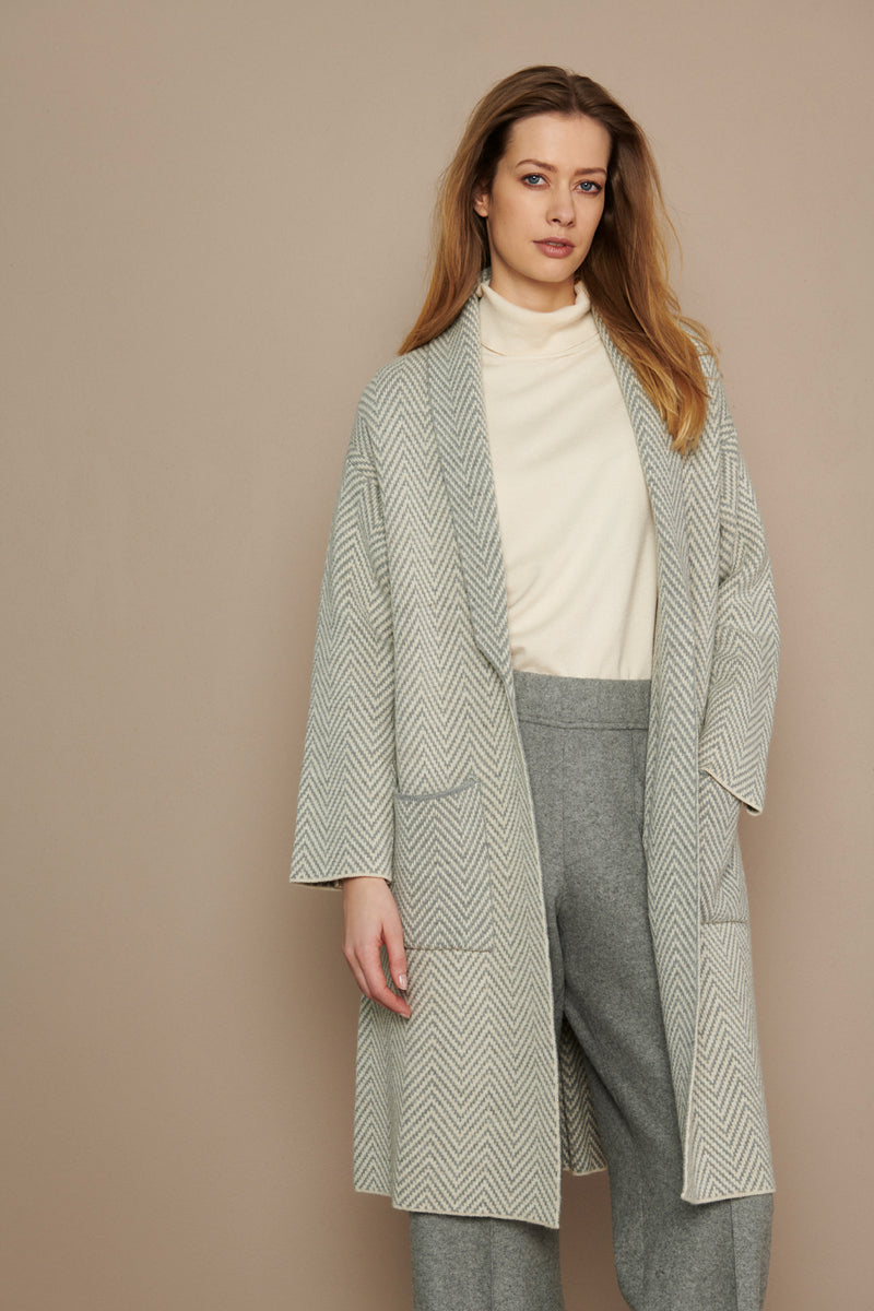 Long grey cardigan with herringbone pattern