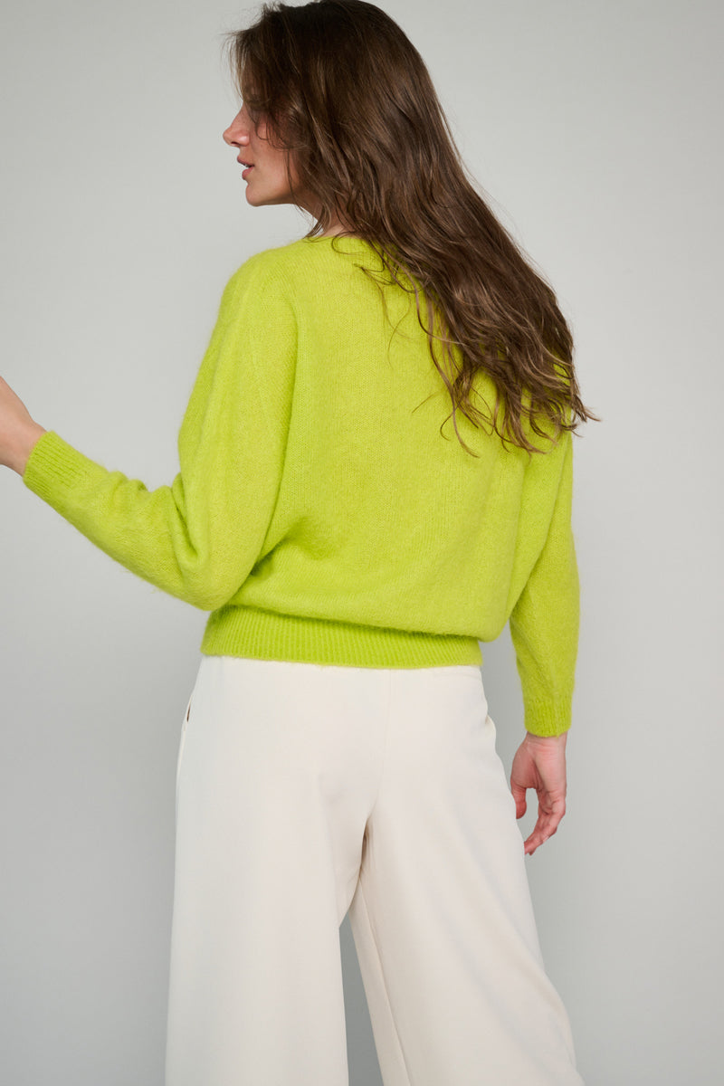 Casual olive green pullover