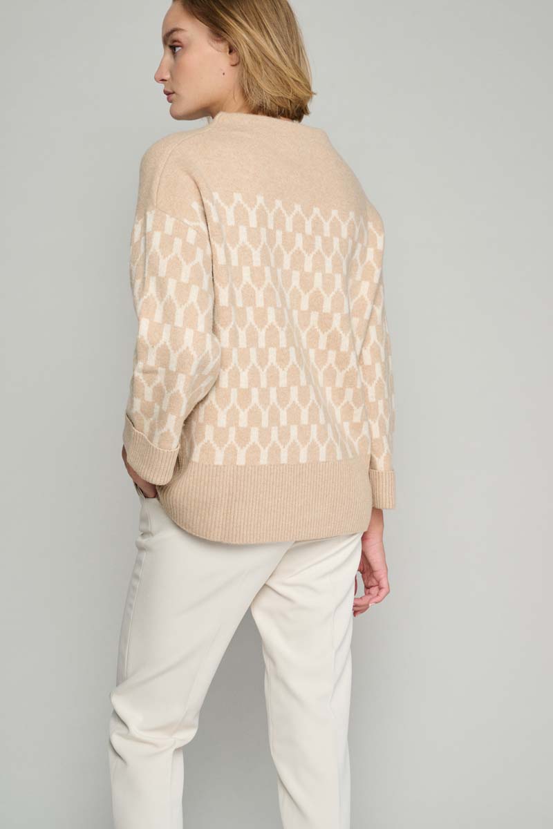 Camel pullover with block pattern