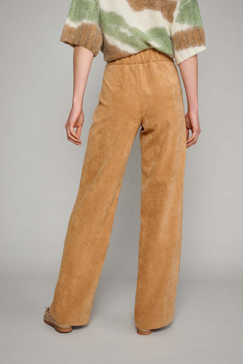 Corduroy trousers in soft caramel colour