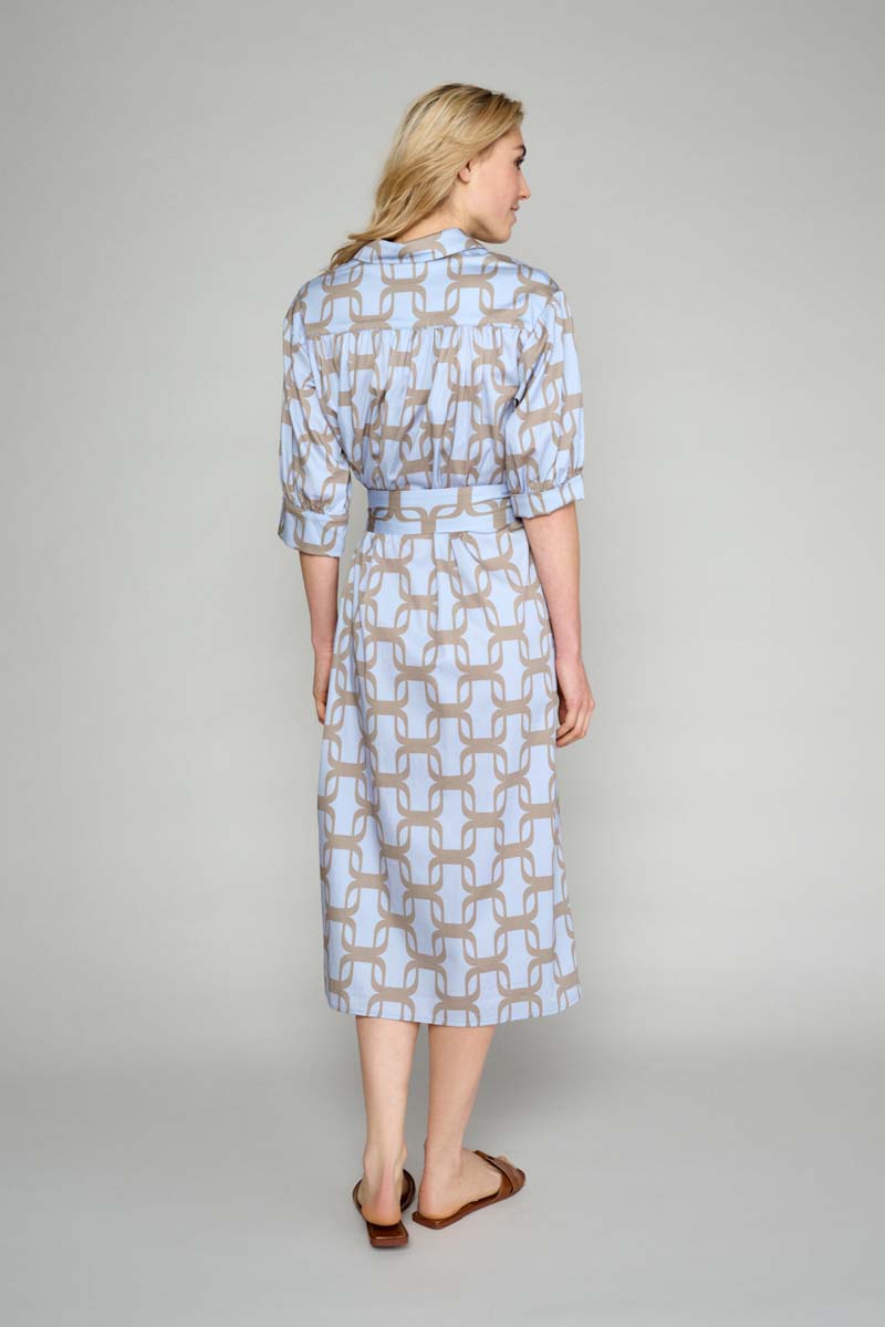Loose-fitting dress in bicolour print 