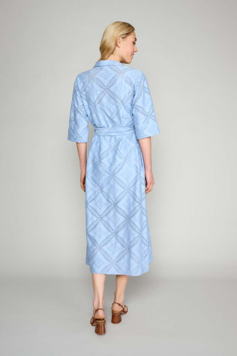Midi dress in blue lace