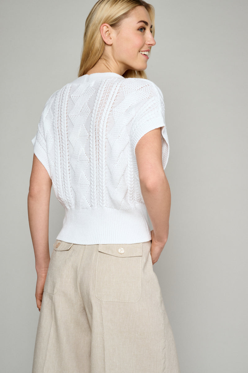 White knitted short-sleeved cardigan 