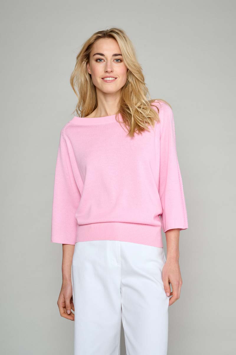 Pink pullover with boat neck 