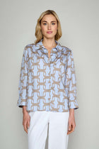 Supple blouse in bicolour print 
