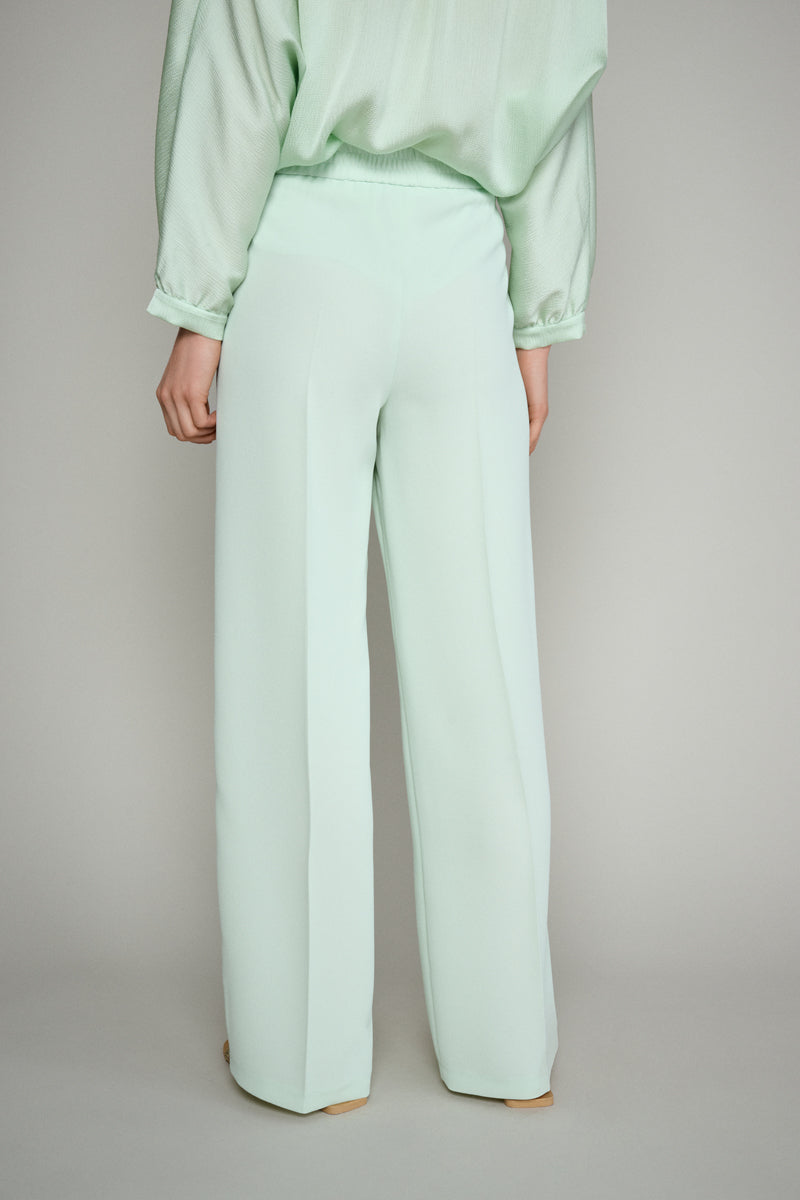 Wide trousers in pastel green