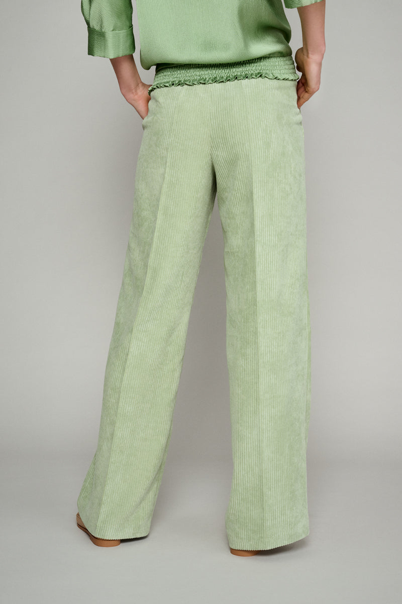 Wide trousers in summer velour
