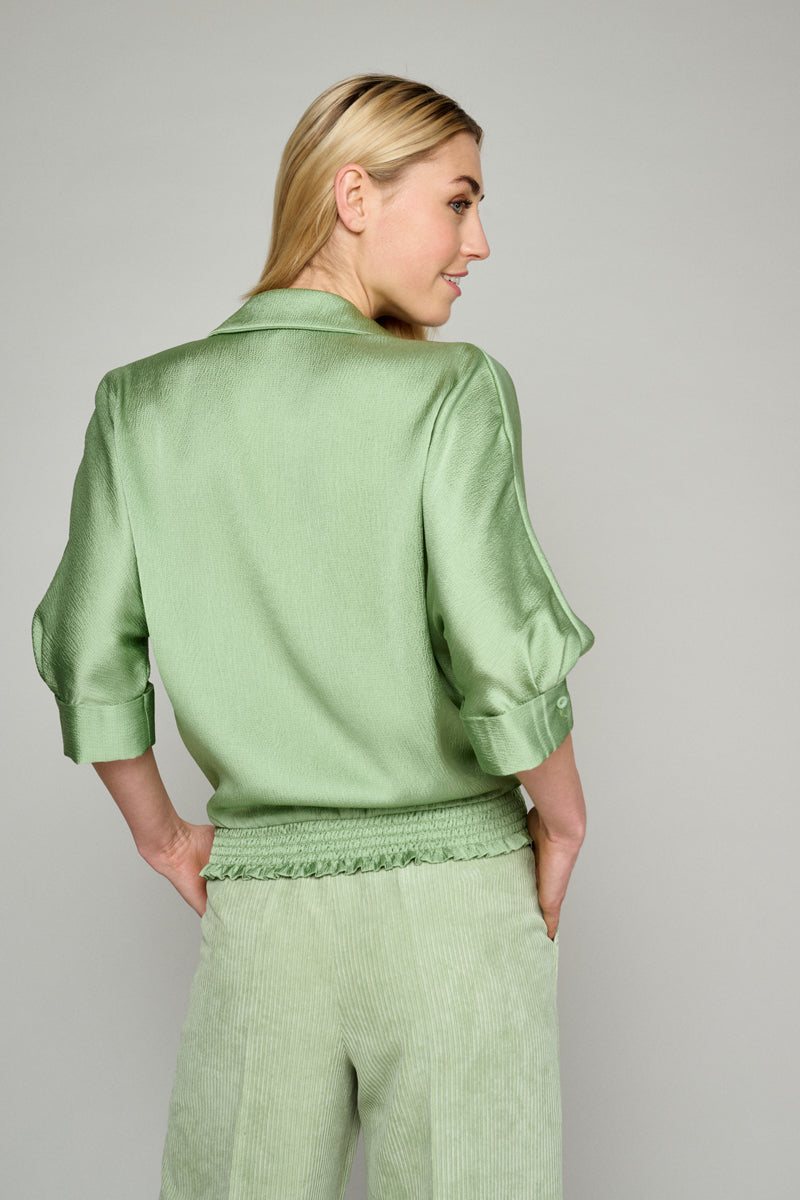 Loose blouse in olive green with waffle effect