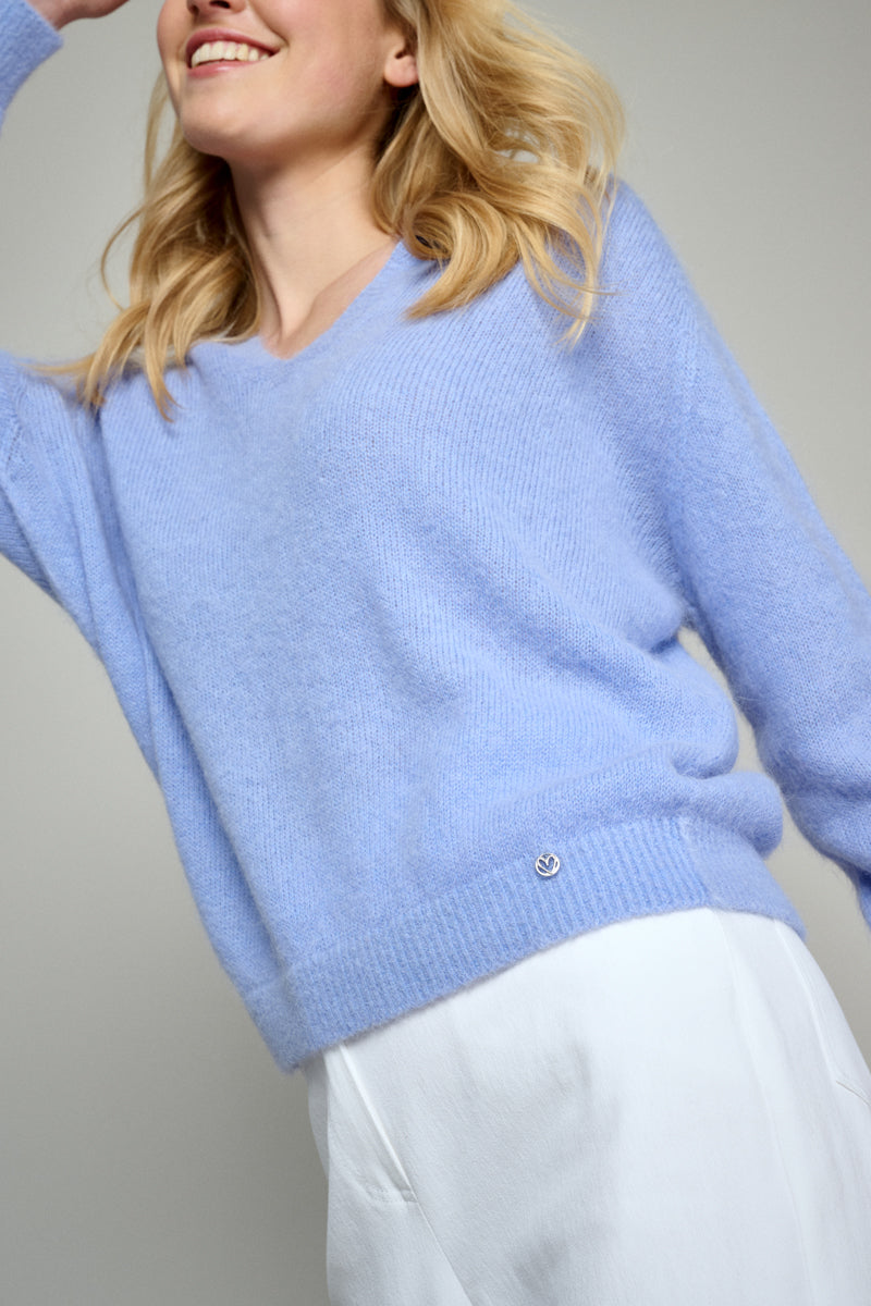 Casual denim blue pullover