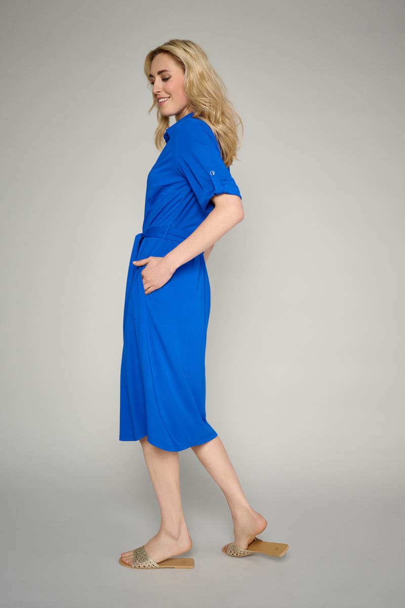 Vlotte blauwe jurk met stretch