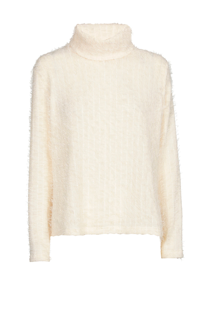 Fluffy ecru turtleneck sweater