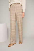 Wide trousers with checks