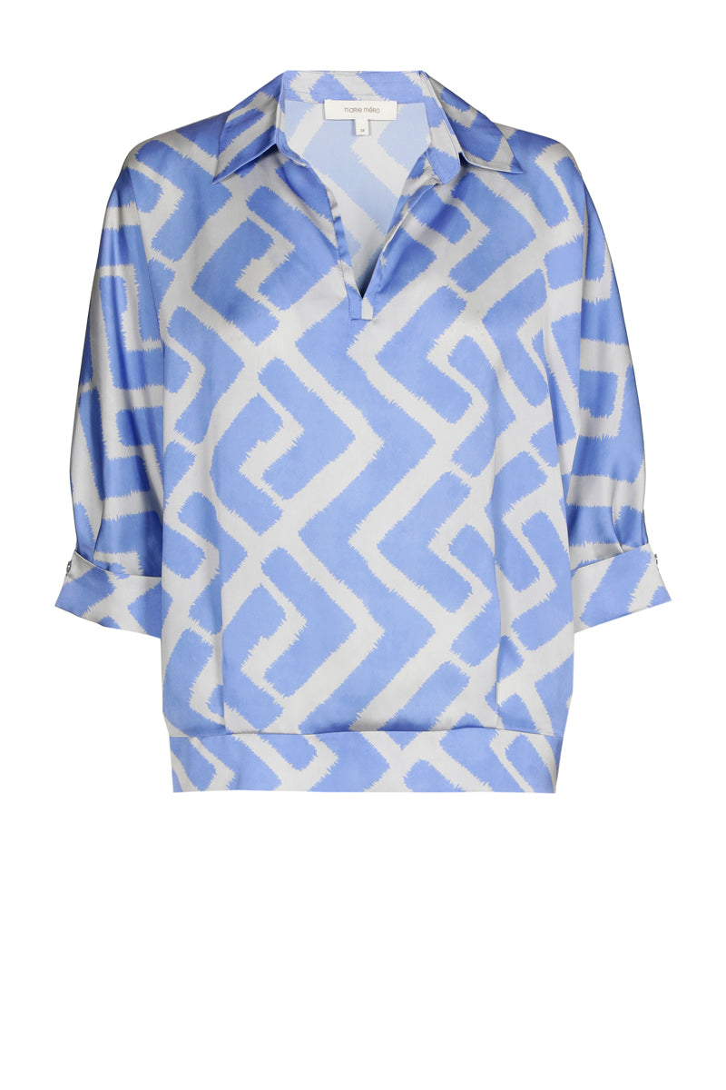 Loose blue blouse in abstract print