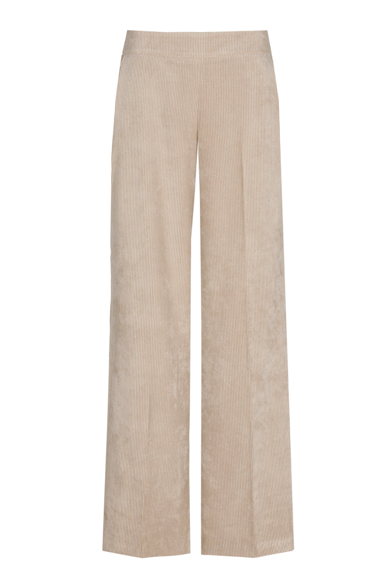 Wide leg pants in velour