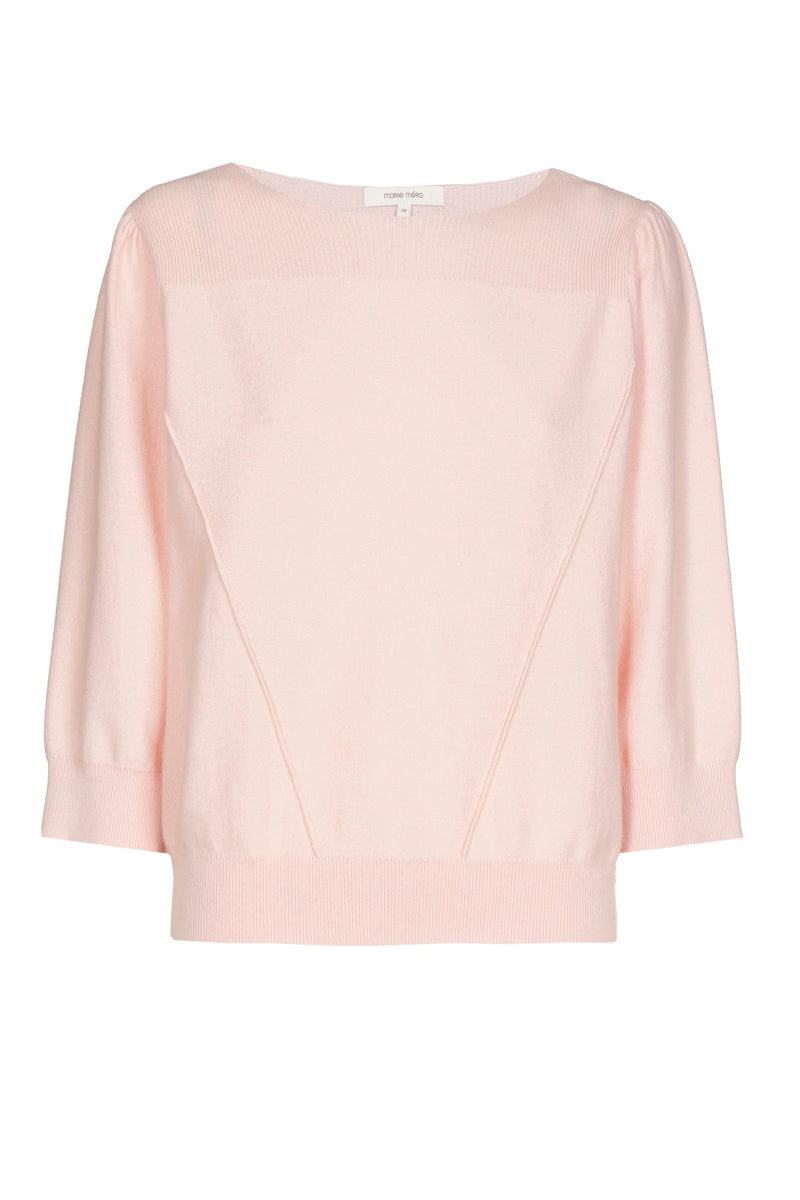 Stylish pink sweater with round neck