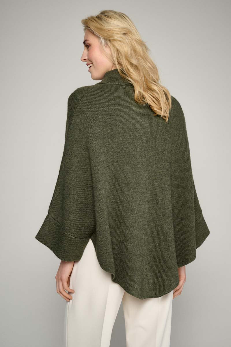 Smooth green cape