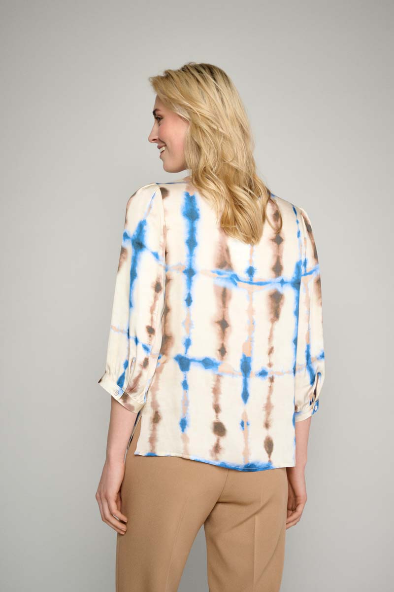 Élégante blouse tie dye
