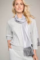 Elegant grey scarf with fringes