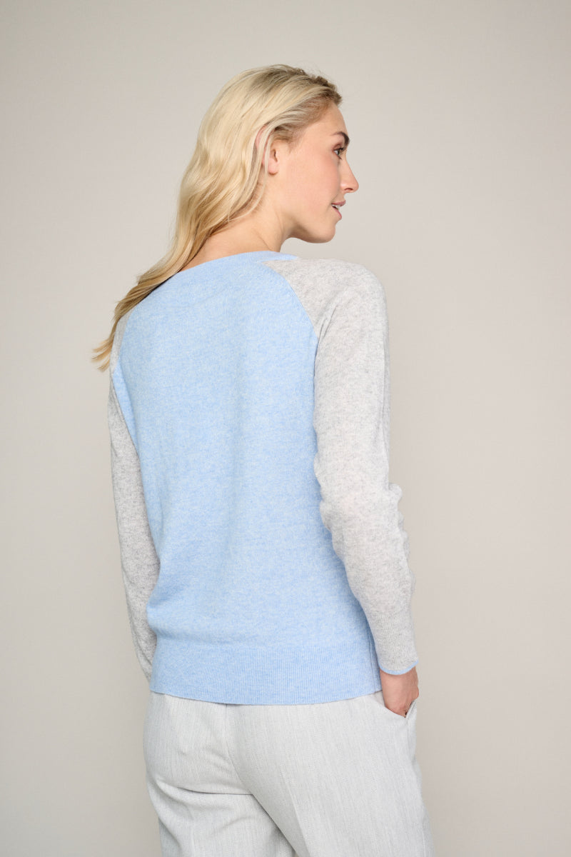 Pull bicolore bleu et gris