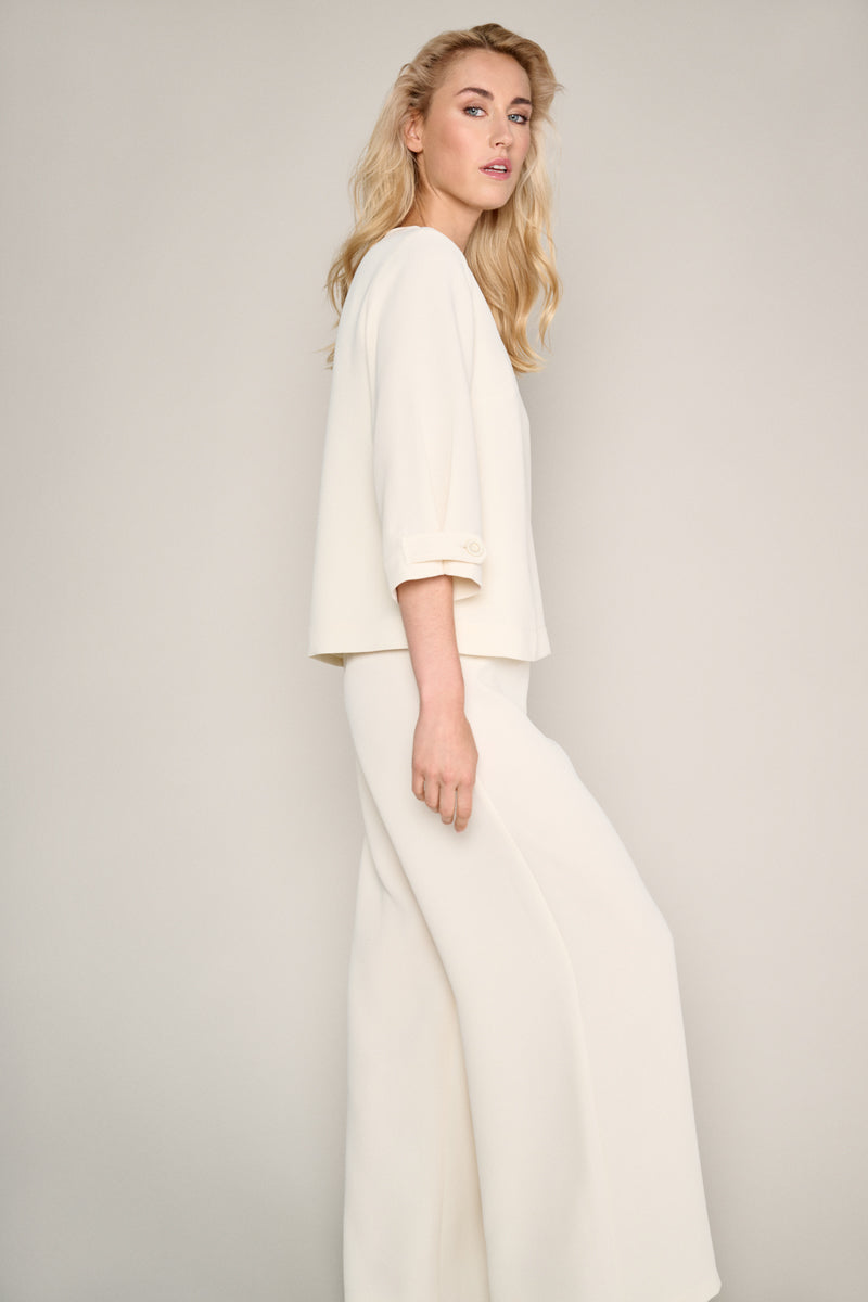 Wide trousers in ecru