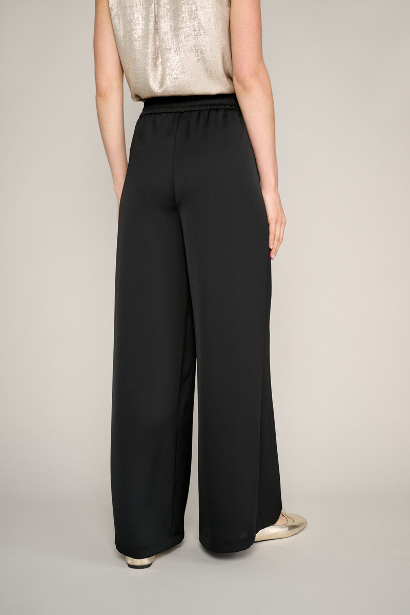 Pantalon large en noir