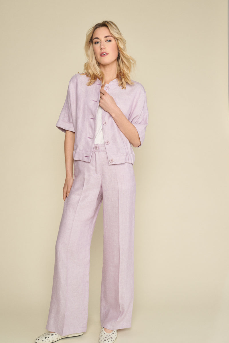 Lilac straight-leg trousers with elastic at the back