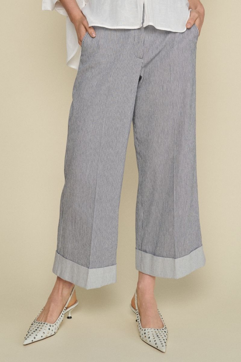 Wide 7/8 striped trousers