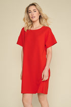 Red dress with loose fit, sporty and elegant