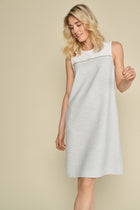 Sleeveless round neck dress with grey and white