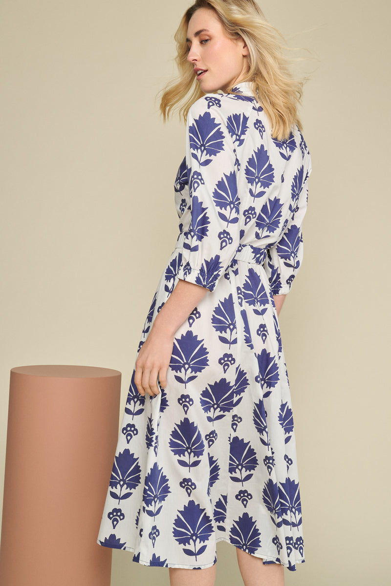 Long dress in cotton with floral print