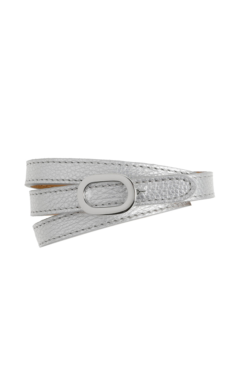 Leather belt in silver color