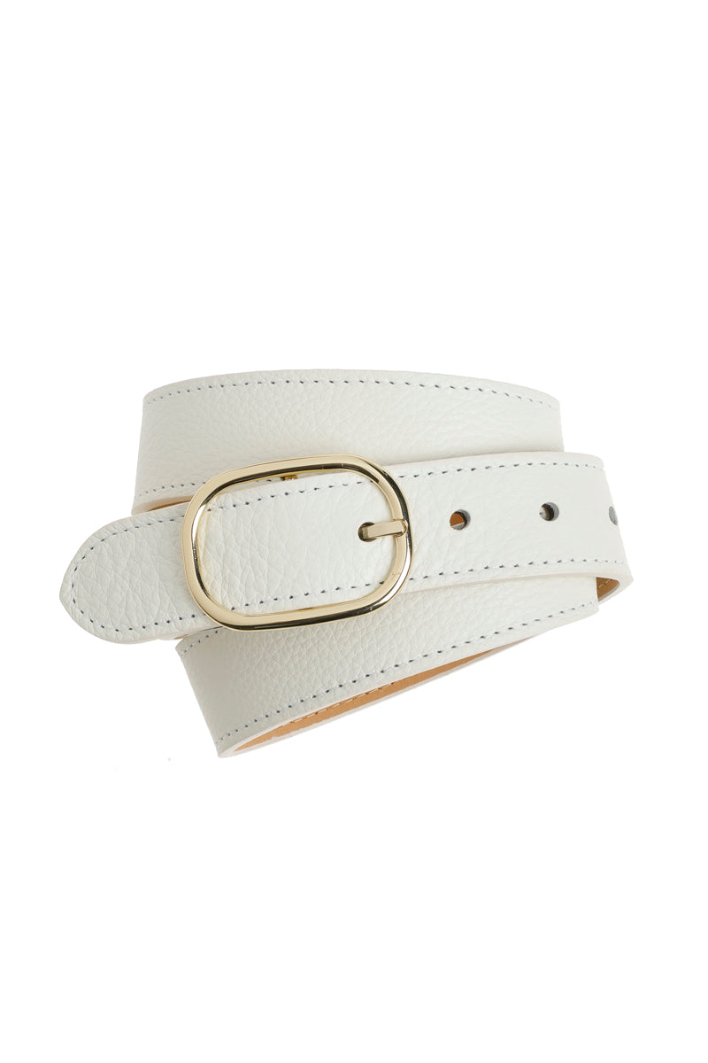 Leather belt in cream color