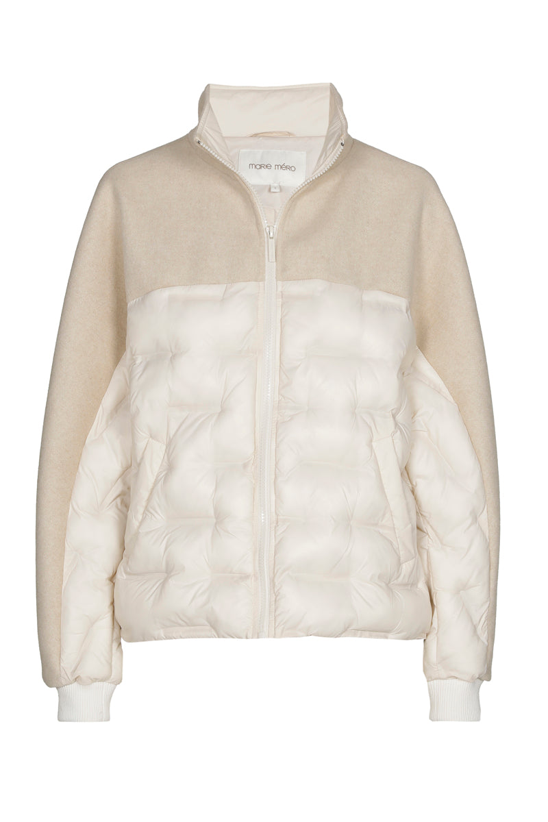Short sporty jacket in ecru – Marie Méro - Main Image