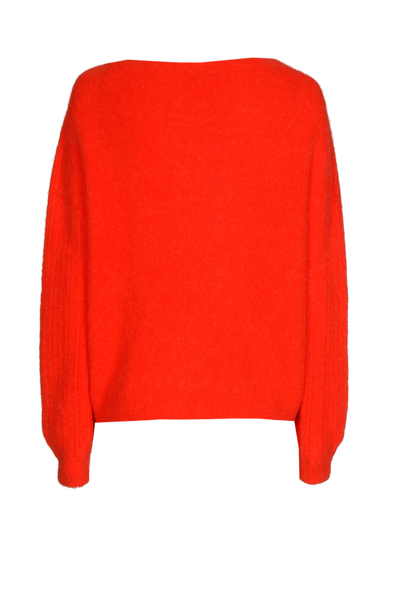 EN EXCLUSIVITÉ DANS NOS CONCEPT STORES: Pull rouge à col rond en alpaga