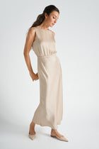 Robe ivoire en satin