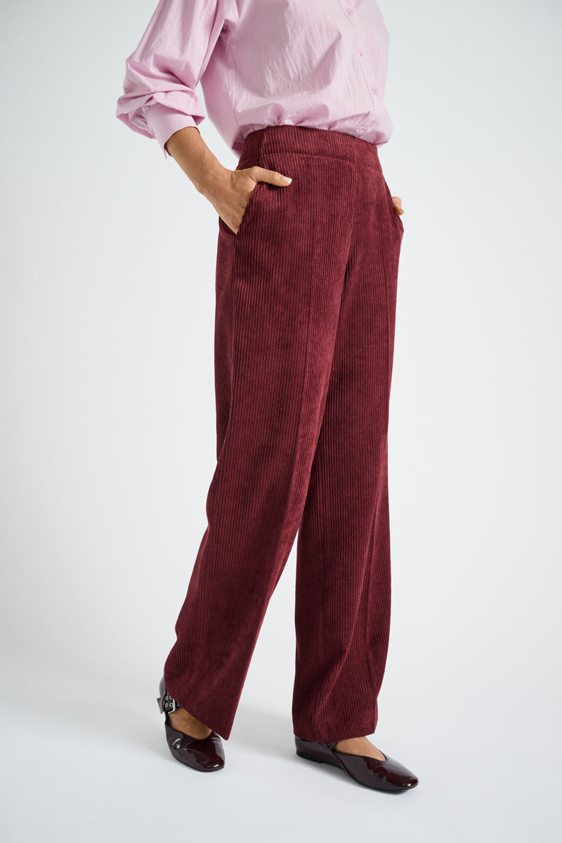Pantalon bordeaux en velours