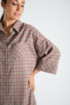 Robe ample à motif carreaux en taupe et bordeaux