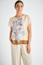 Loose shirt with flower print