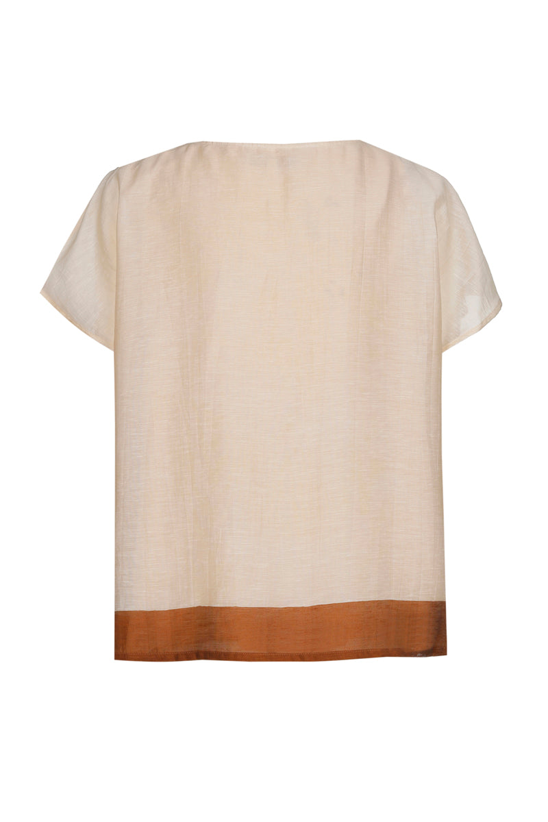 Loose shirt with flower print