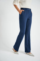 Blauwe broek in bootcutmodel