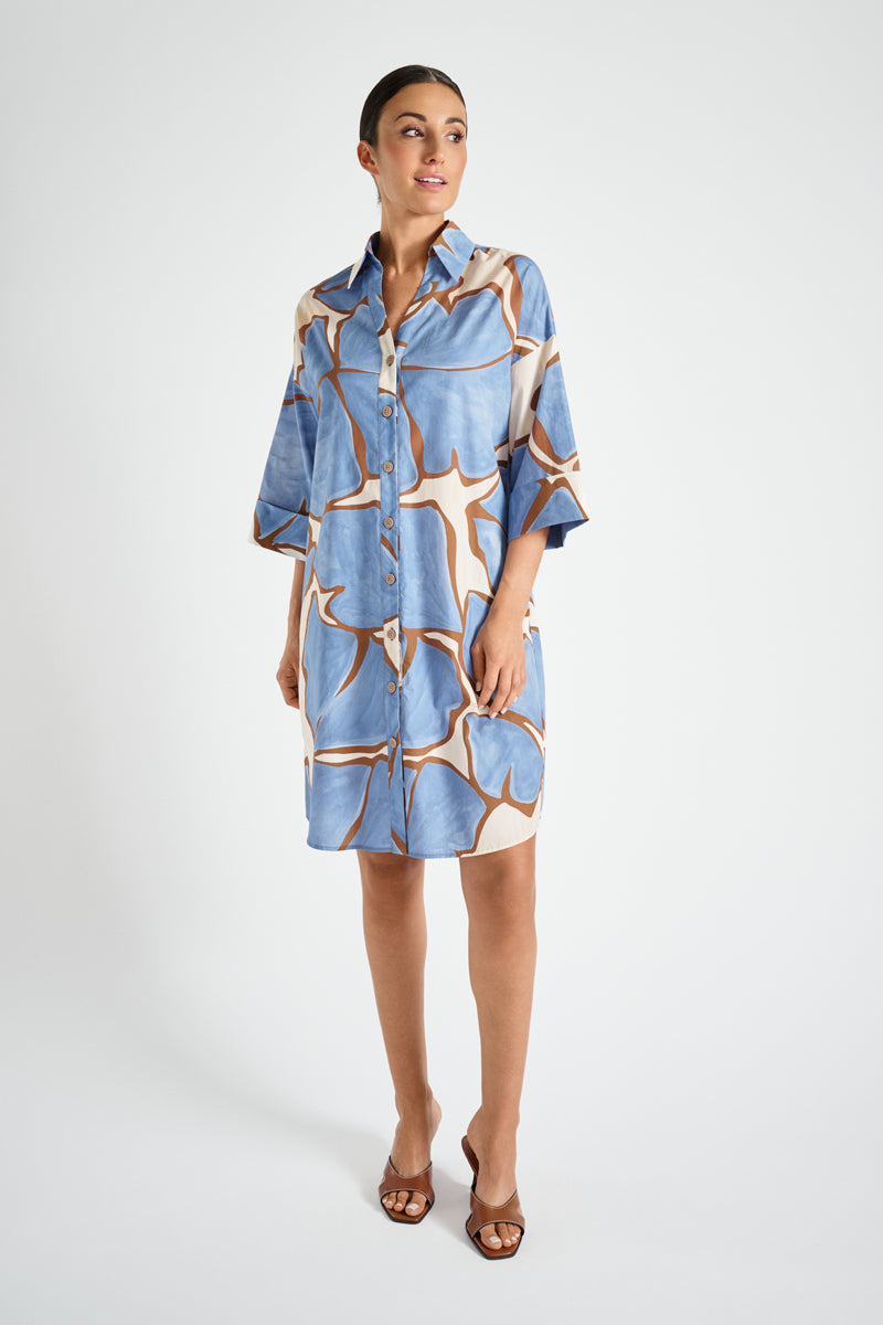 Blauw-wit-bruin gebloemd kleed