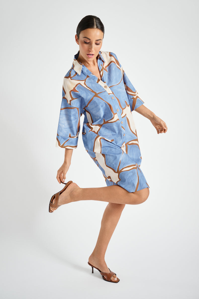 Blauw-wit-bruin gebloemd kleed