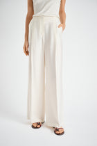 Crème rechte broek met bandplooi