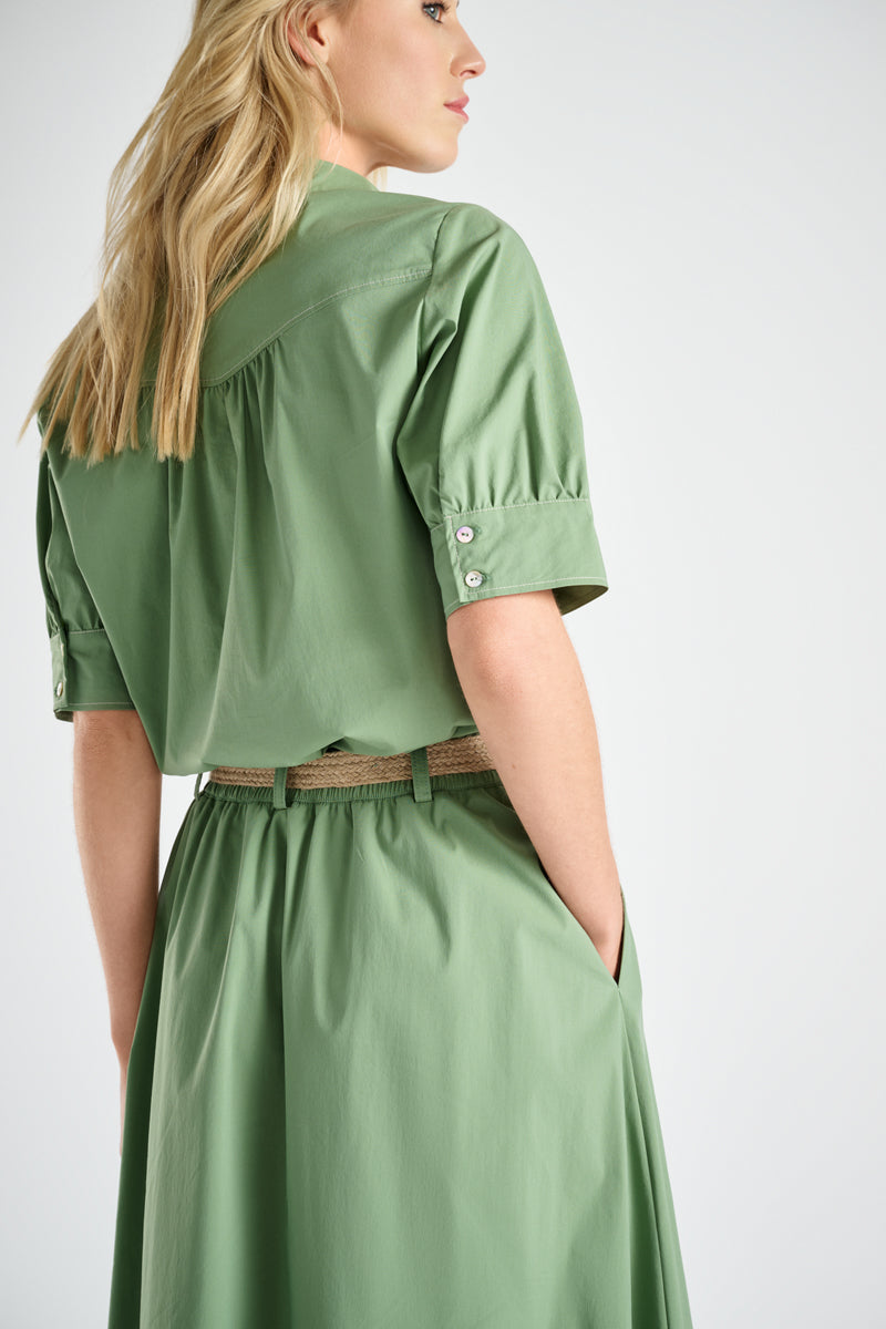 Lichtgroen bloesje met korte mouwen