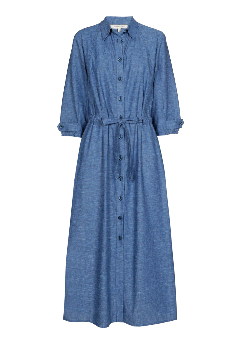 Robe longue et large en denim ceinturée